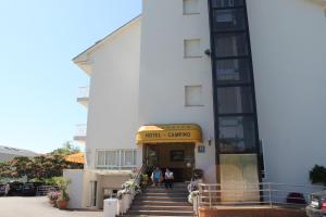 The building in which a szállodákat is located
