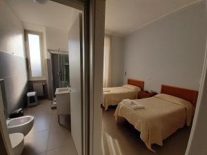 Ostello Villa Monte Mario的一间浴室