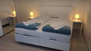 Łóżko lub łóżka w pokoju w obiekcie 204 Paris 59m2 4-8 Pers extr Bedroom