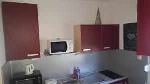 A cozinha ou kitchenette de Apartma Sebastjan Dobova near Terme Paradiso