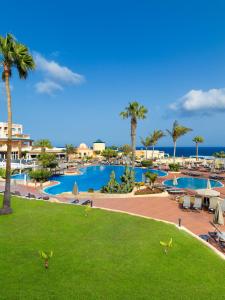 The swimming pool at or close to H10 Playa Esmeralda - Adults Only