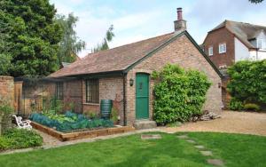 Gallery image of Brewery Cottage, Chichester in Chichester