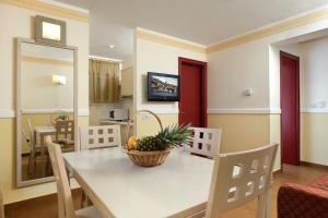 Kuchyň nebo kuchyňský kout v ubytování Amadria Park Apartments Šibenik