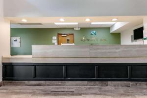 a waiting room at a quality assurance clinic at Quality Inn in Cape Girardeau