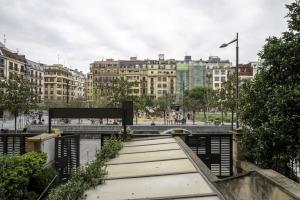 Galería fotográfica de Picasso - Local Rentss en San Sebastián