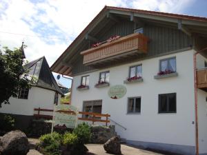 Afbeelding uit fotogalerij van Ferienwohnungen Weixler Schindelberg in Oberstaufen