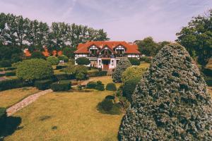 Zahrada ubytování Hotel Dworek nad Regą