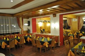 Restauracja lub miejsce do jedzenia w obiekcie Hotel Wagner