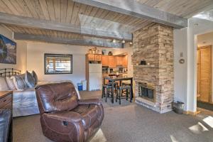 Gallery image of Ski Lovers Studio with Easy Pool and Hot Tub Access! in Snowmass Village