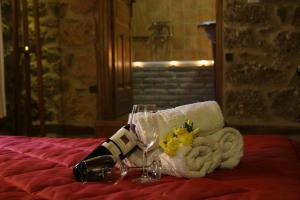 Posteľ alebo postele v izbe v ubytovaní Pigi Tarlampa Hotel