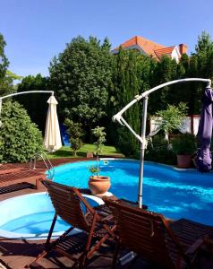 Imagen de la galería de Szent Kristof Panzio, en Vonyarcvashegy 42 fotos más