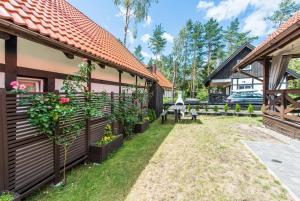 Vonkajšia záhrada v ubytovaní Dom Kaszubski nr 65