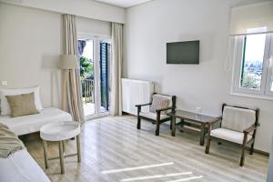 Imagen de la galería de Villa Eftichia Hotel Apartments & Studios, en Kontokali