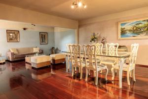 Posezení v ubytování Pousada Homestay Jaraguá Do Sul