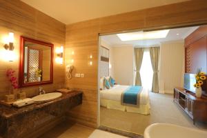
Phòng tắm tại FLC Luxury Resort Vinh Phuc
