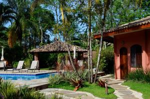 A piscina localizada em Pousada Tupinamba ou nos arredores