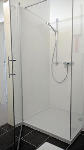 Ванна кімната в 305 Berlin, Studio Apartment, 38m2 2-4 Pers