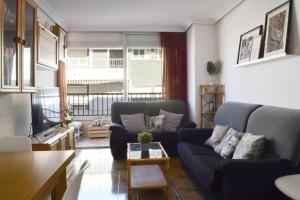 Fotografia z galérie ubytovania Seafront apt Amazing terrace 2 double & 2 single bed v destinácii Cunit