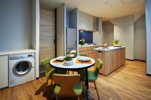 Cucina o angolo cottura di Citadines Namba Osaka