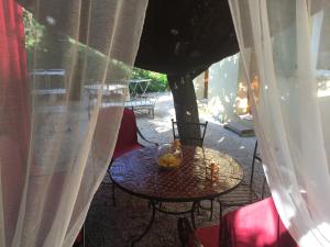 Gallery image of Aux Amandiers in Fréjus +33 photos