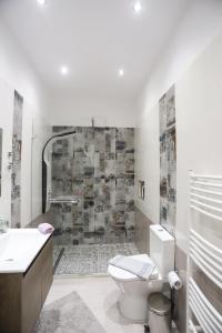 Koupelna v ubytování Olive Grove Deluxe apartment