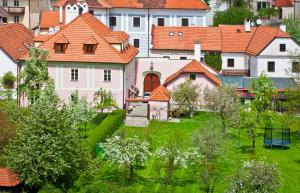 Vonkajšia záhrada v ubytovaní Orangerie Garden by KH