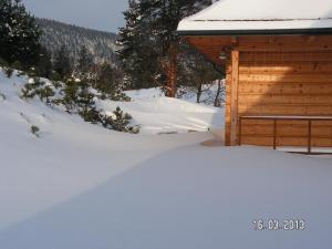Domy całoroczne Osada na Górce v zime