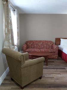 Posezení v ubytování Seely's Motel