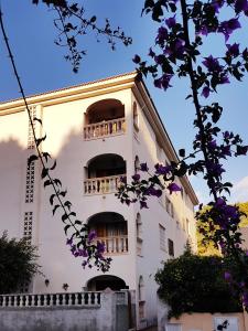 Edificio en el que se encuentra el apartamento