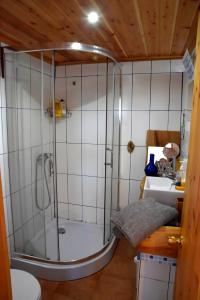 Koupelna v ubytování Caldeira Guesthouse
