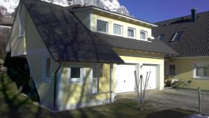 Budynek, w którym mieści się apartament