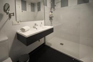 Łazienka w obiekcie Xabarin Rooms