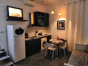 Una cocina o zona de cocina en ASV Apartments