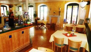 Imagen de la galería de MB Hotel Weißer Hirsch, en Hohnstein