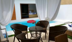 Posezení v ubytování Montecarlo Villas Panglao + 37 fotografií