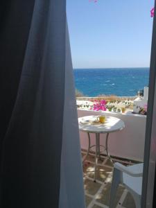 A general sea view or a sea view taken from Az apartmant