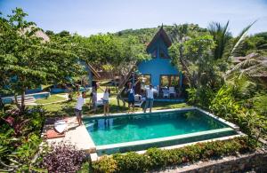 Bazén v ubytování Blue Monkey Retreat Areguling Lombok nebo v jeho okolí