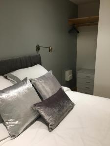 Postel nebo postele na pokoji v ubytování Grantown Caravan Park