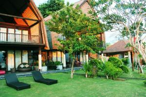 Zahrada ubytování Agung View Villa, Nusa Penida