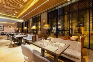 Restoran atau tempat lain untuk makan di Holiday Inn - Lima Miraflores, an IHG Hotel