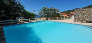 Πισίνα στο ή κοντά στο Casa Pontal do Atalaia, perto das Prainhas, condo