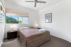 Postel nebo postele na pokoji v ubytování Relax in stylish comfort, Sunshine Beach