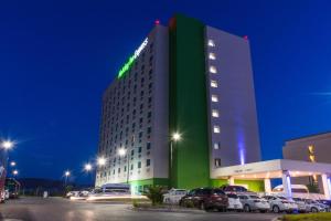 Imagem da galeria de Holiday Inn Express Saltillo Zona Aeropuerto, an IHG Hotel em Saltillo