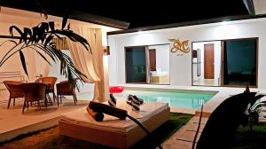 Bazén v ubytování Montecarlo Villas Panglao nebo v jeho okolí