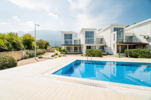 Gallery image of Spacious Three-Bedroom Apartment with Sea View A4 in Lapithos