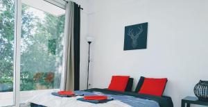 Fotografia z galérie ubytovania STUDIO POSEIDONIA apartment 75sqm CORINTH CANAL v destinácii Kórinthos