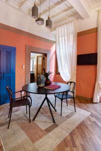A seating area at Luxury Trevi House Még 8 kép