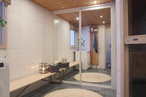 Koupelna v ubytování RIBO Apartment Aurora + 37 fotografií