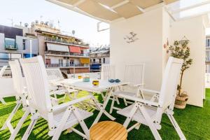 Balkon lub taras w obiekcie Neoclassical flat with 2 bedrooms in Piraeus