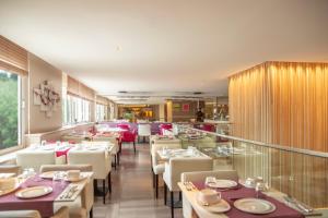 Restaurace v ubytování Hôtel Le B d'Arcachon by Inwood Hotels